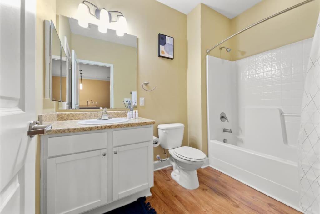 Viagem Perfect 1Br With Balcony Pool And Gym Apartment Myrtle Beach Bagian luar foto